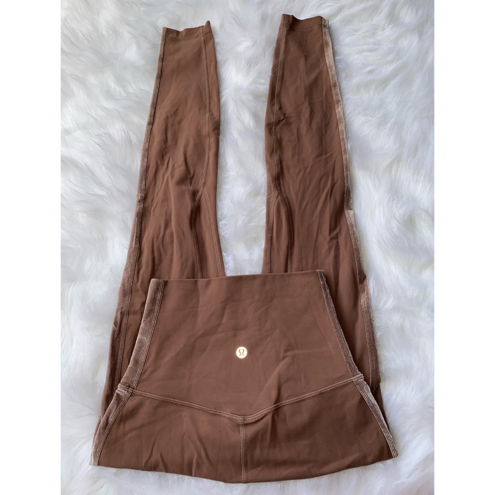 ❌SOLD❌Lululemon Align Super High Rise 28” Velvet - Picture 3 of 5